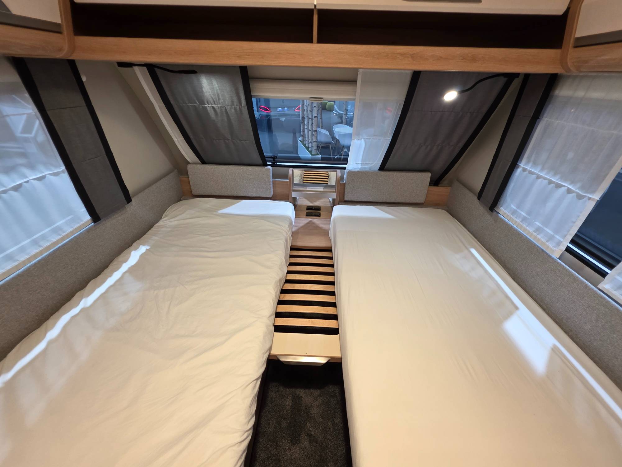 KNAUS SÜDWIND 500 EU BLACK SELECTION