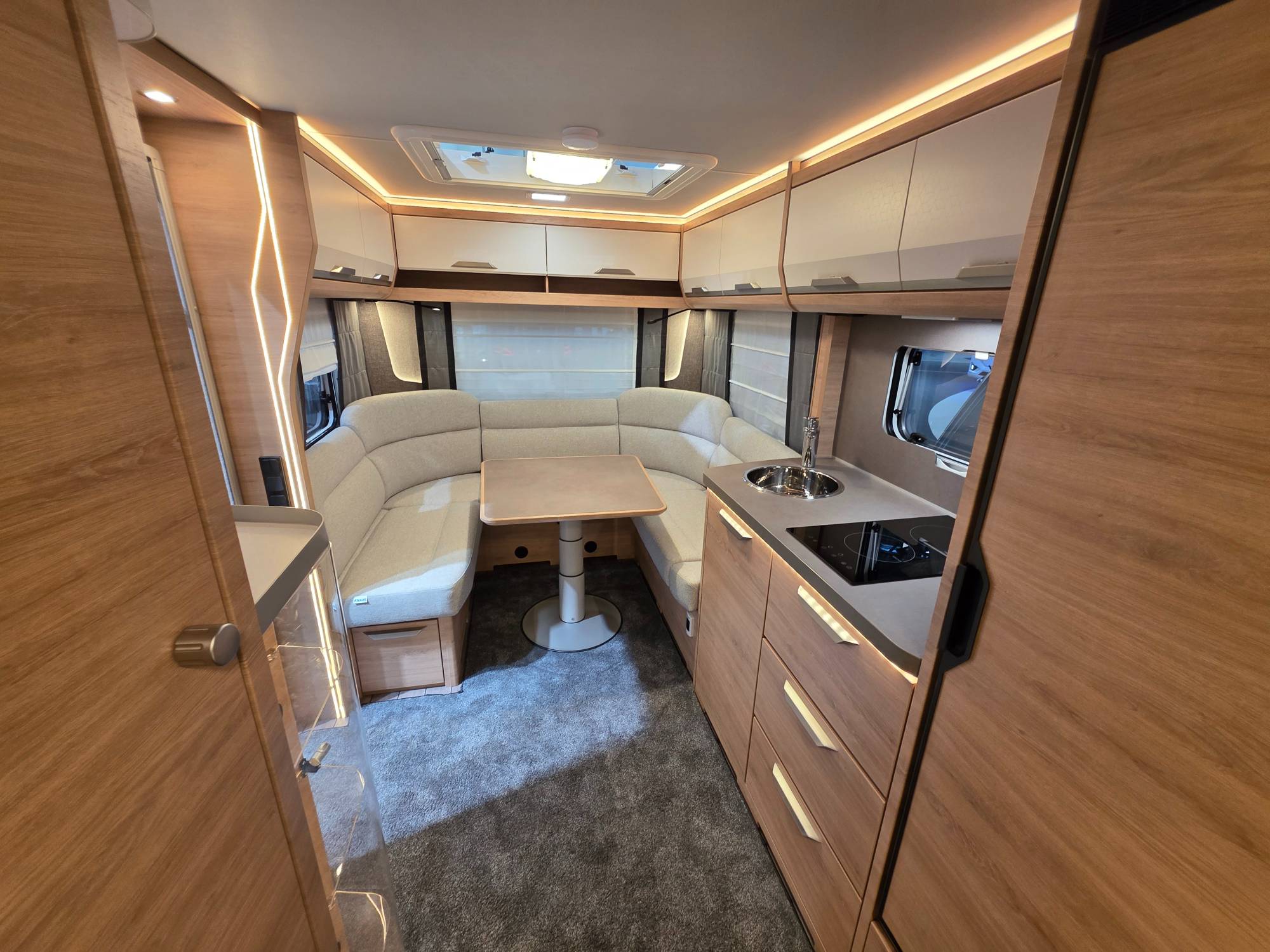KNAUS SÜDWIND 500 FU BLACK SELECTION