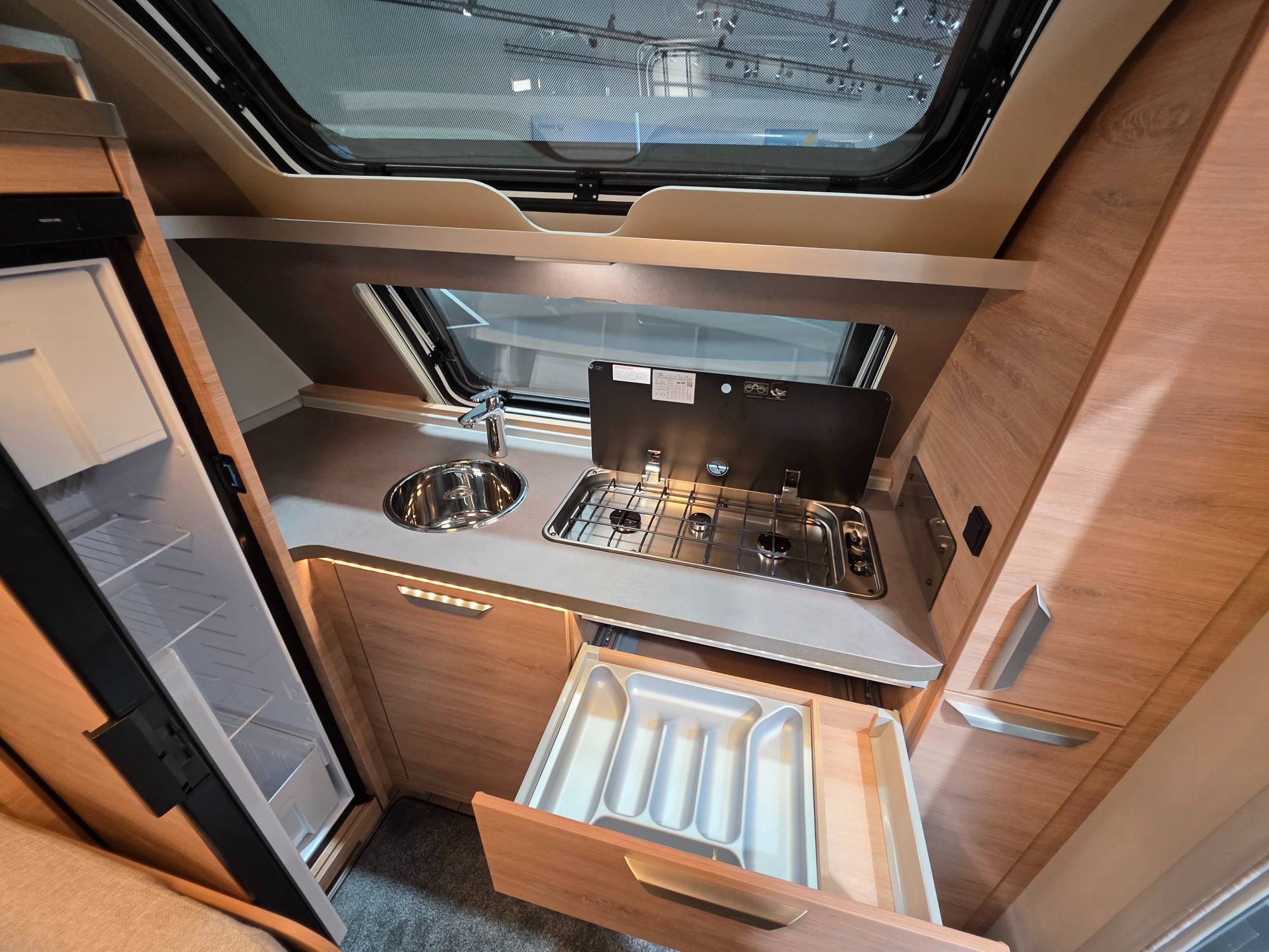 KNAUS SÜDWIND 500 PF BLACK SELECTION