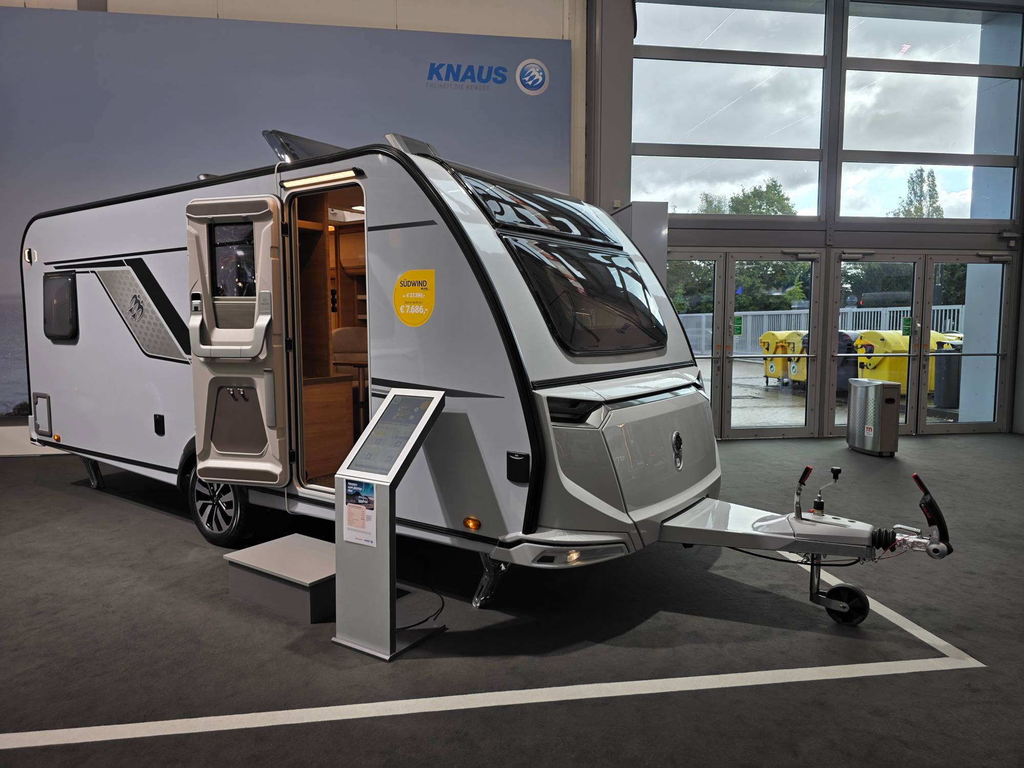 KNAUS SÜDWIND 500 PF BLACK SELECTION