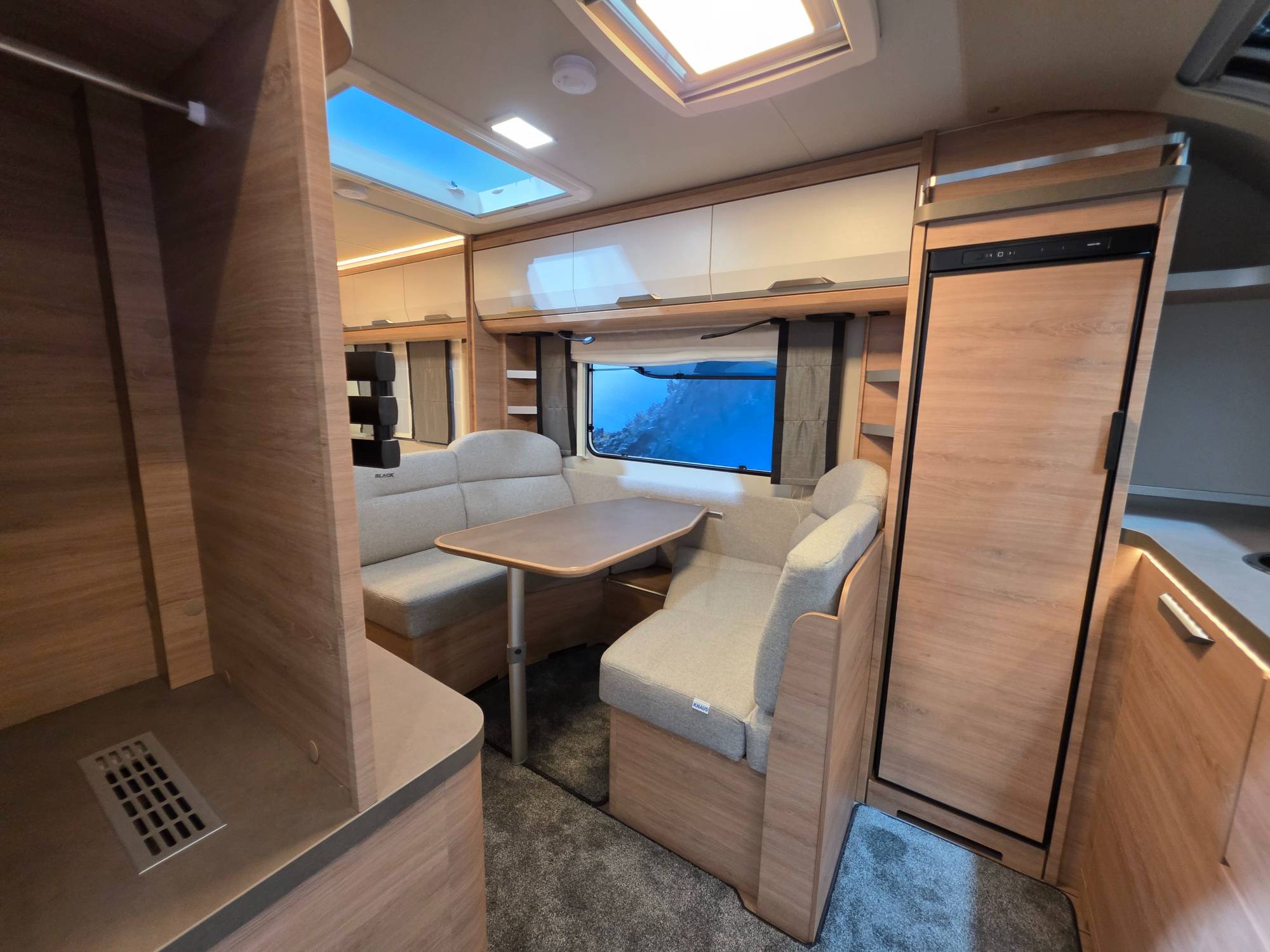 KNAUS SÜDWIND 500 PF BLACK SELECTION