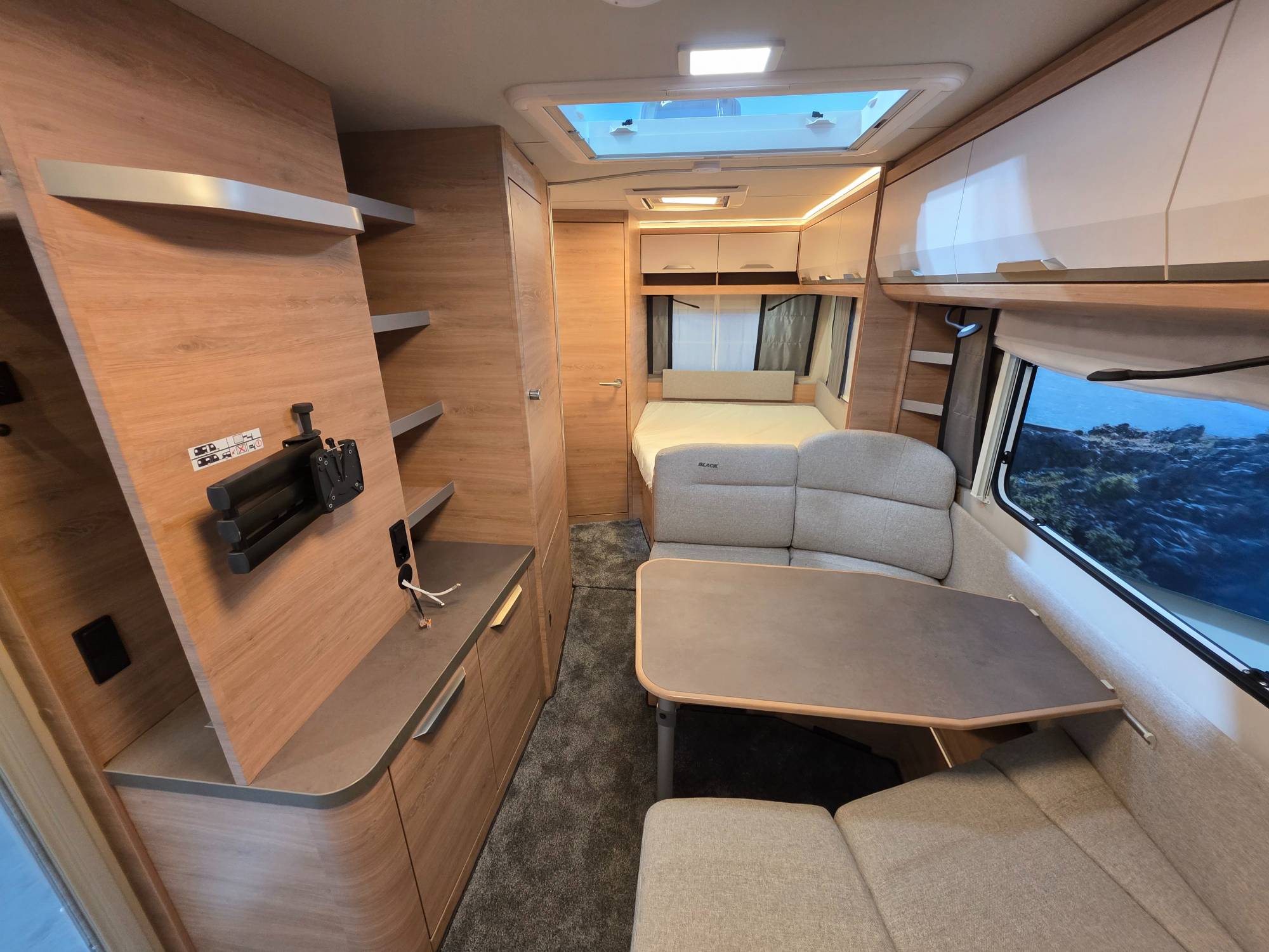 KNAUS SÜDWIND 500 PF BLACK SELECTION