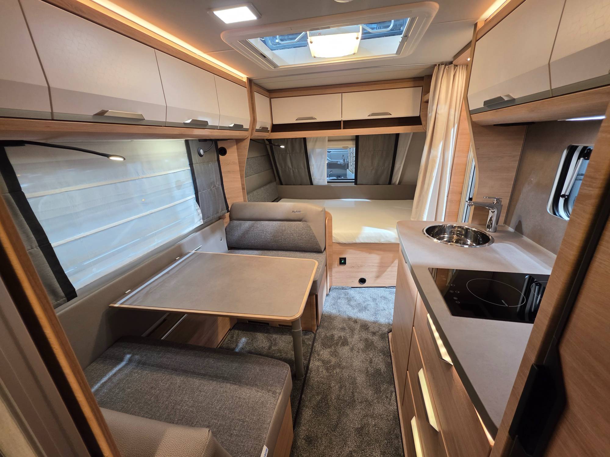 KNAUS SÜDWIND 500 QDK BLACK SELECTION