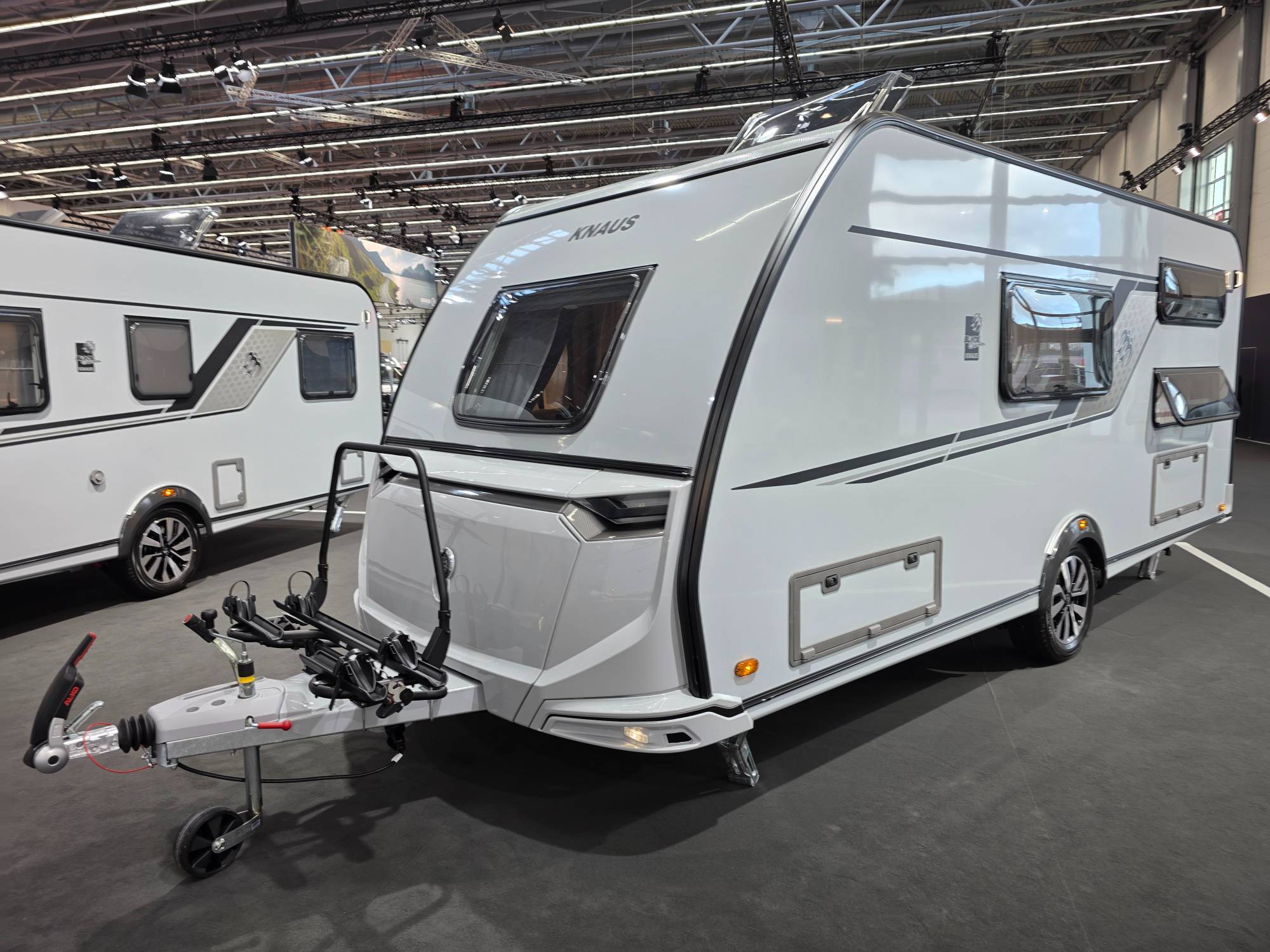 KNAUS SÜDWIND 500 QDK BLACK SELECTION