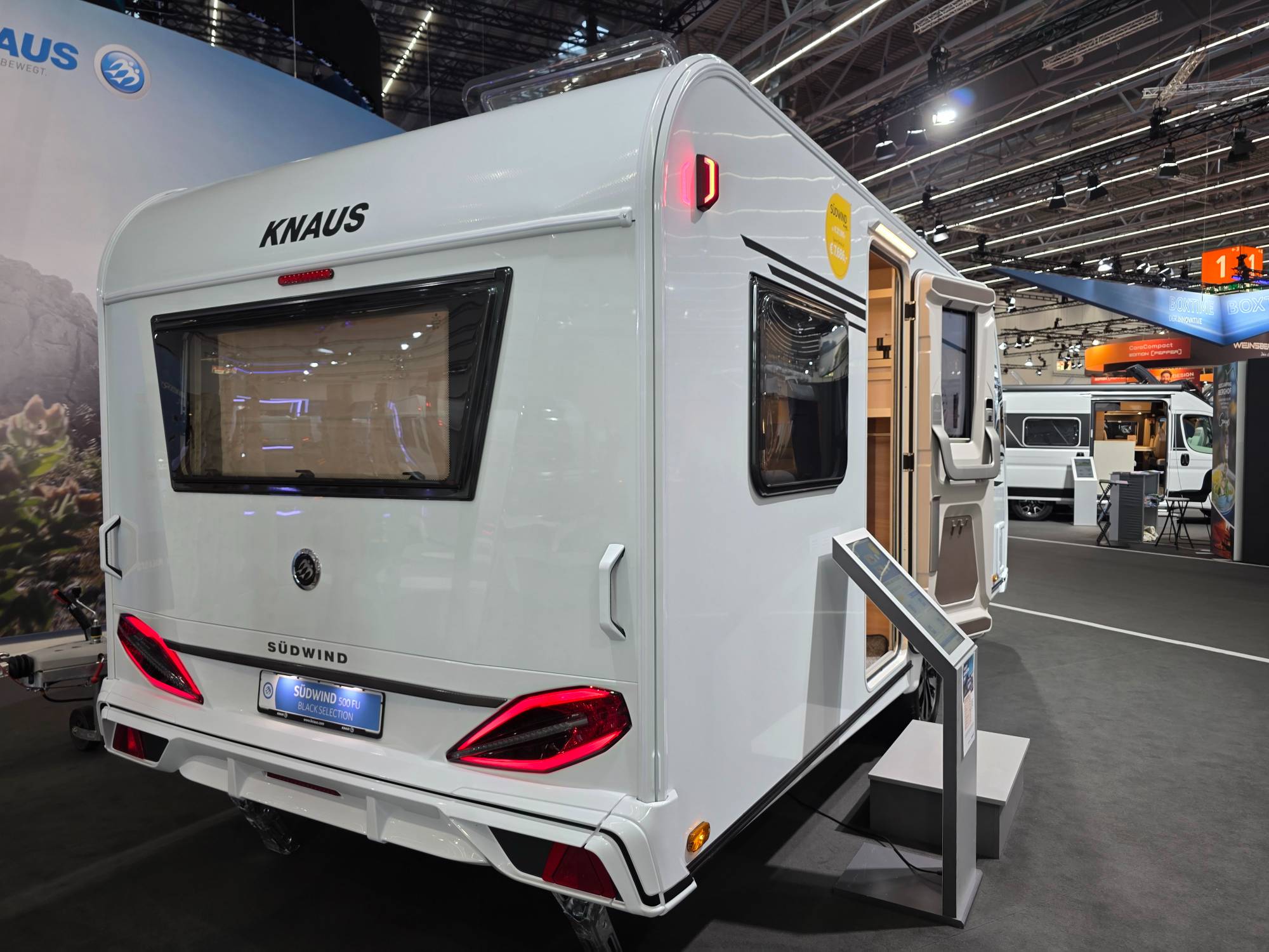 KNAUS SÜDWIND 500 UF BLACK SELECTION