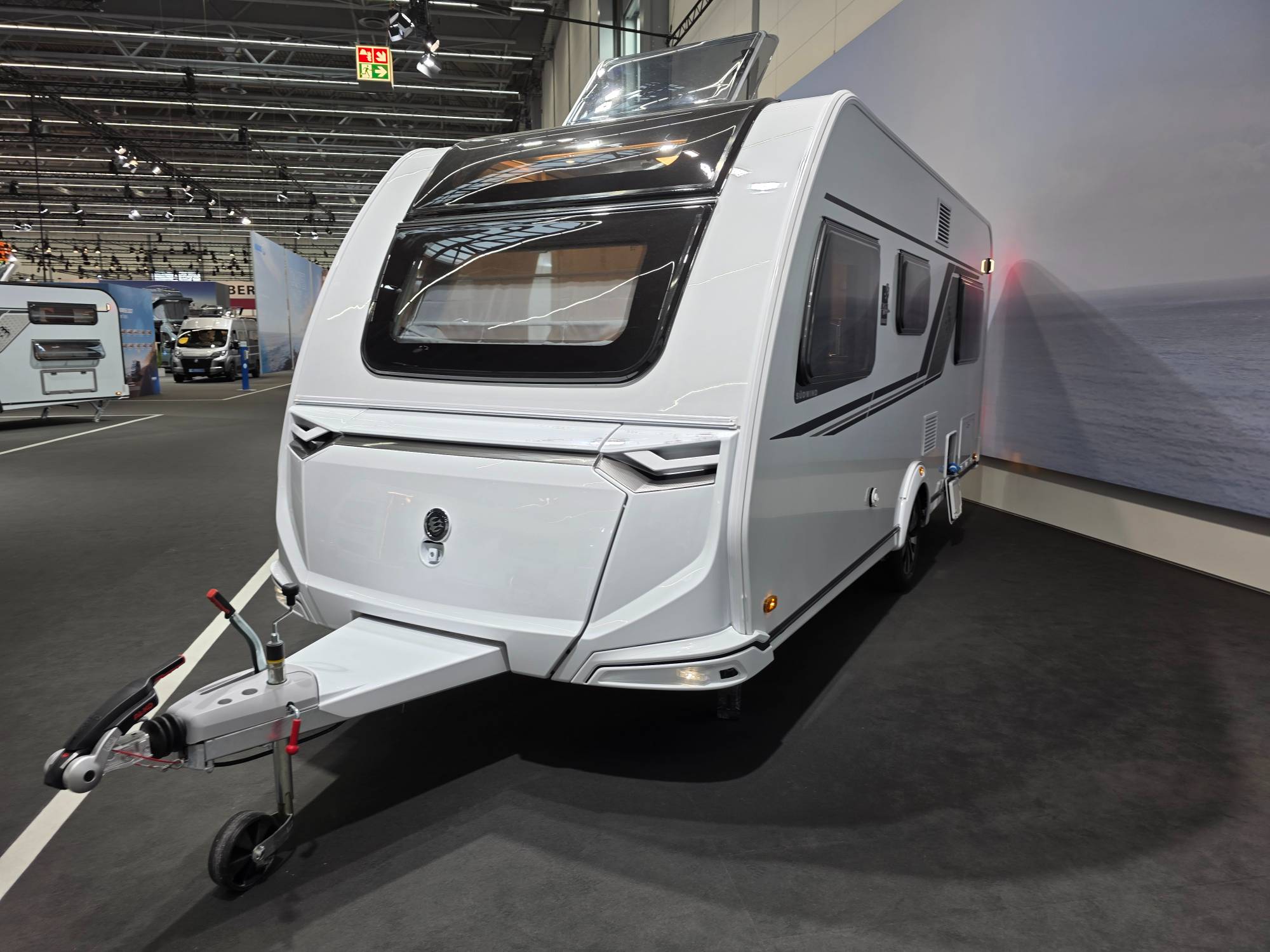 KNAUS SÜDWIND 500 UF BLACK SELECTION