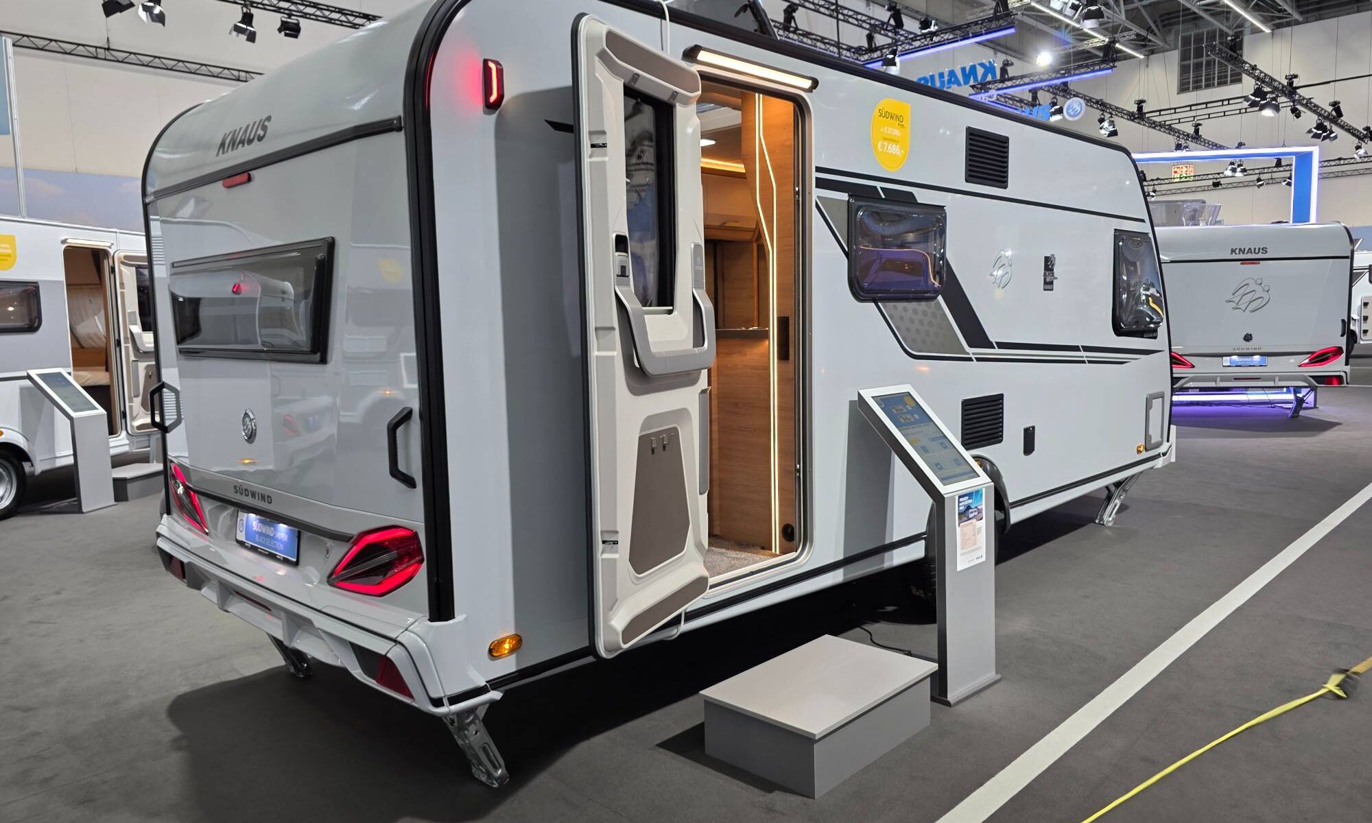 KNAUS SÜDWIND 540 FDK BLACK SELECTION