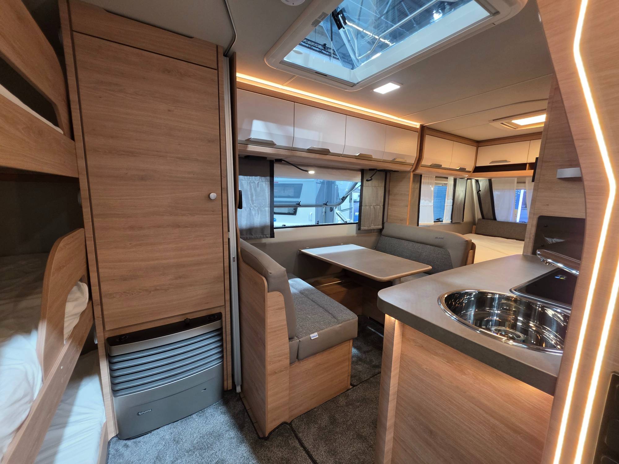 KNAUS SÜDWIND 540 FDK BLACK SELECTION