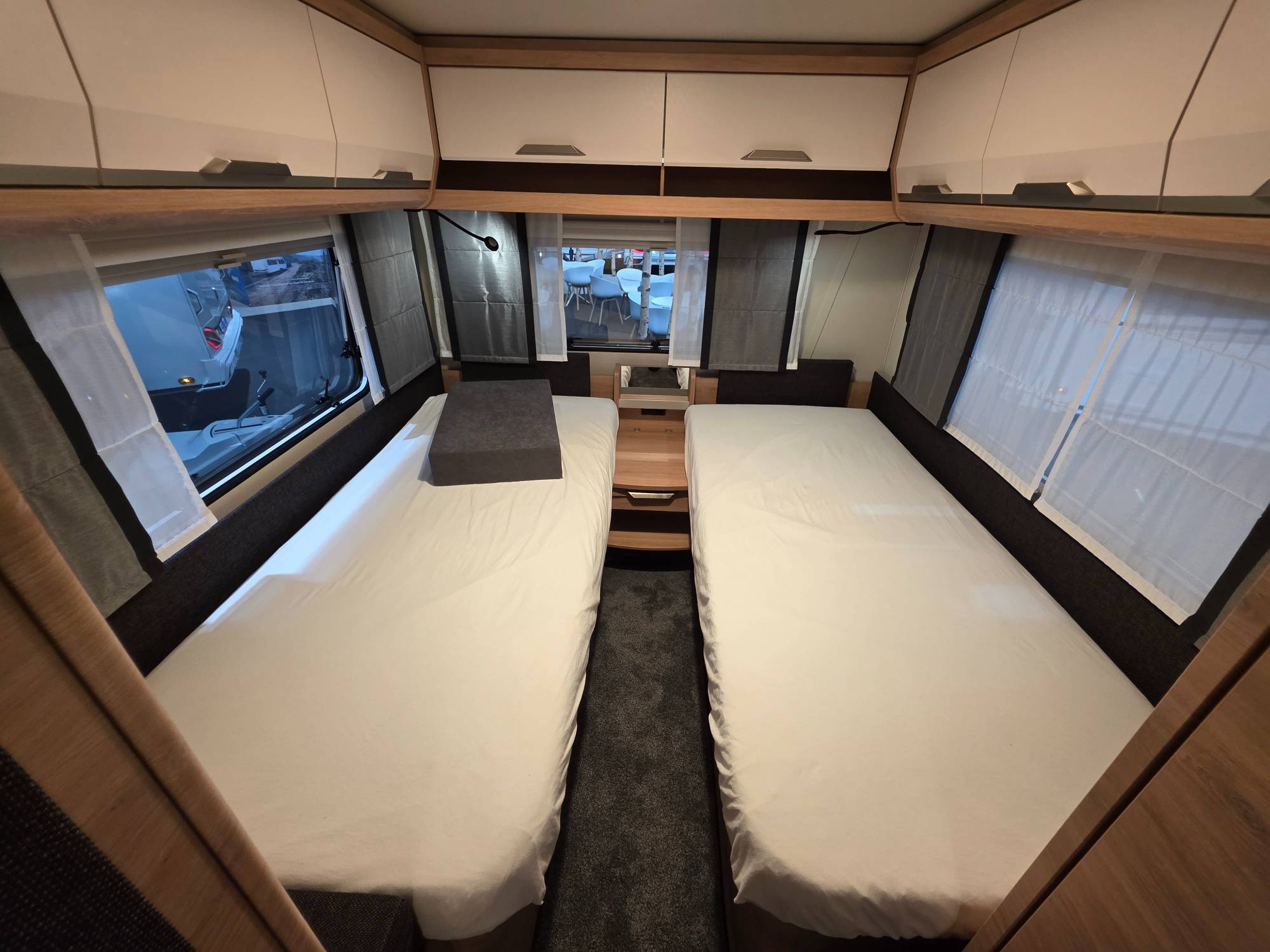 KNAUS SÜDWIND 540 UE BLACK SELECTION