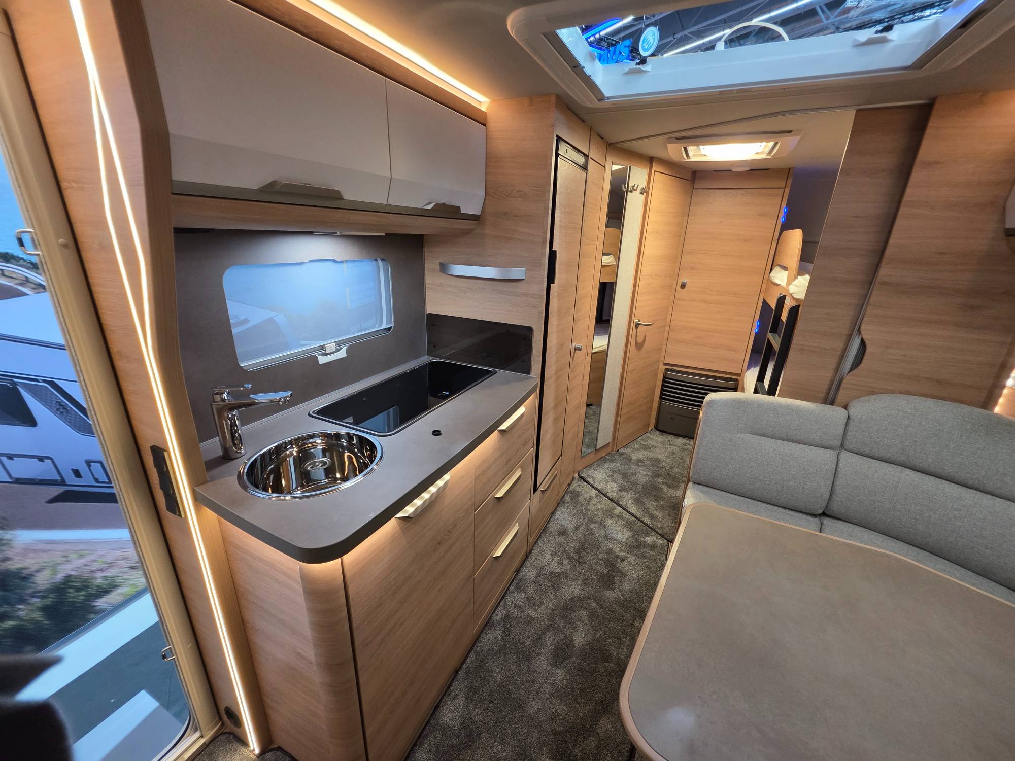KNAUS SÜDWIND 580 QS BLACK SELECTION