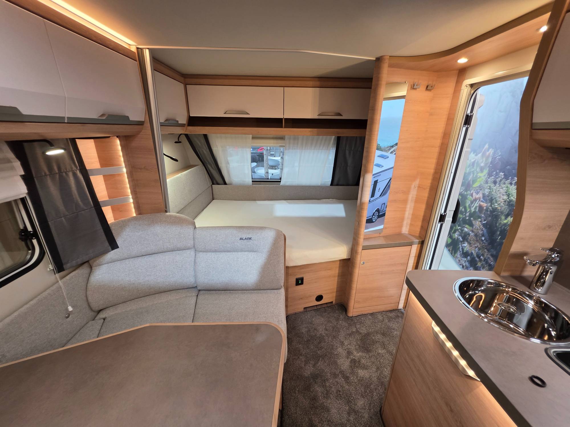 KNAUS SÜDWIND 580 QS BLACK SELECTION