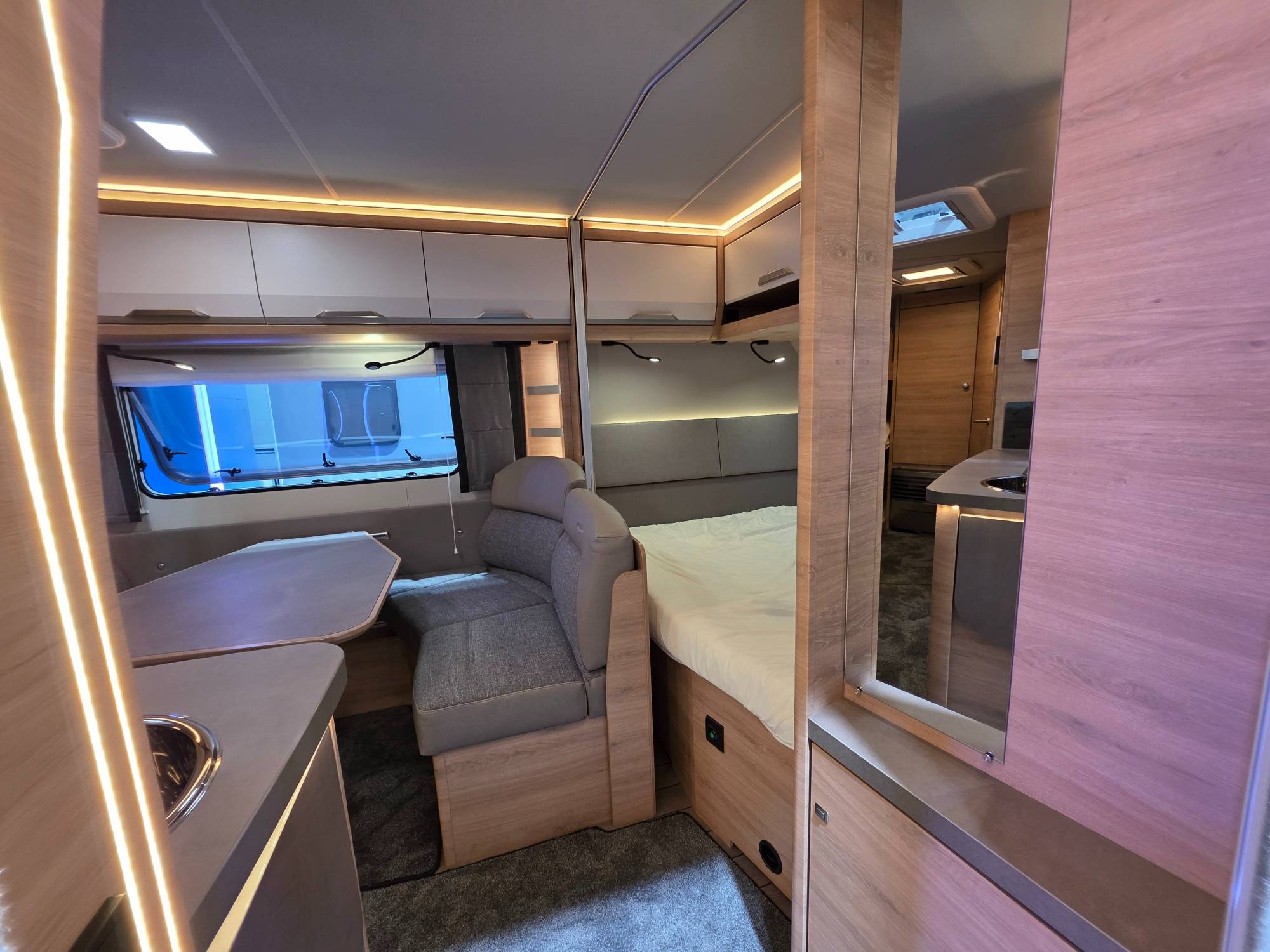 KNAUS SÜDWIND 580 QS BLACK SELECTION