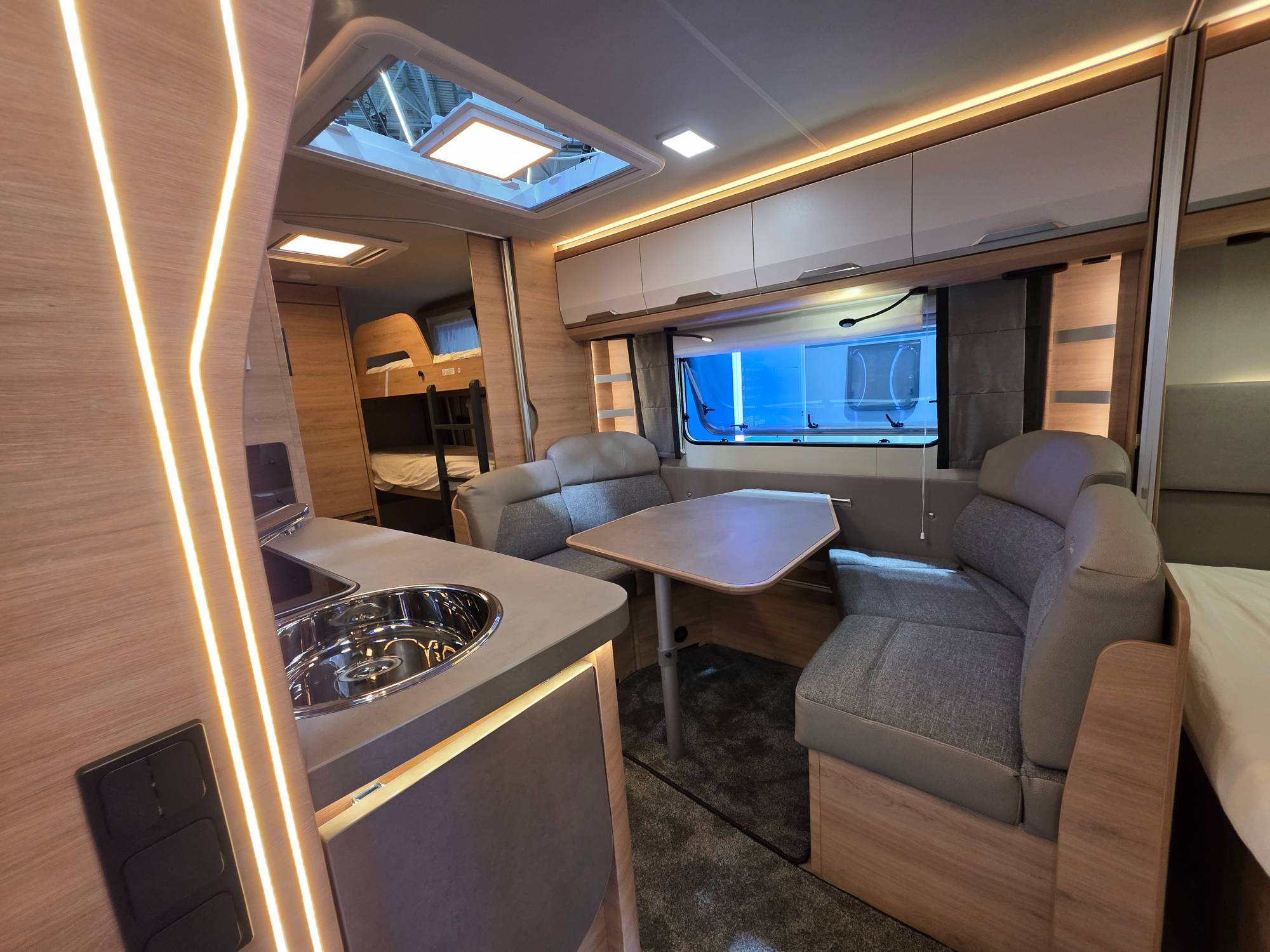 KNAUS SÜDWIND 580 QS BLACK SELECTION