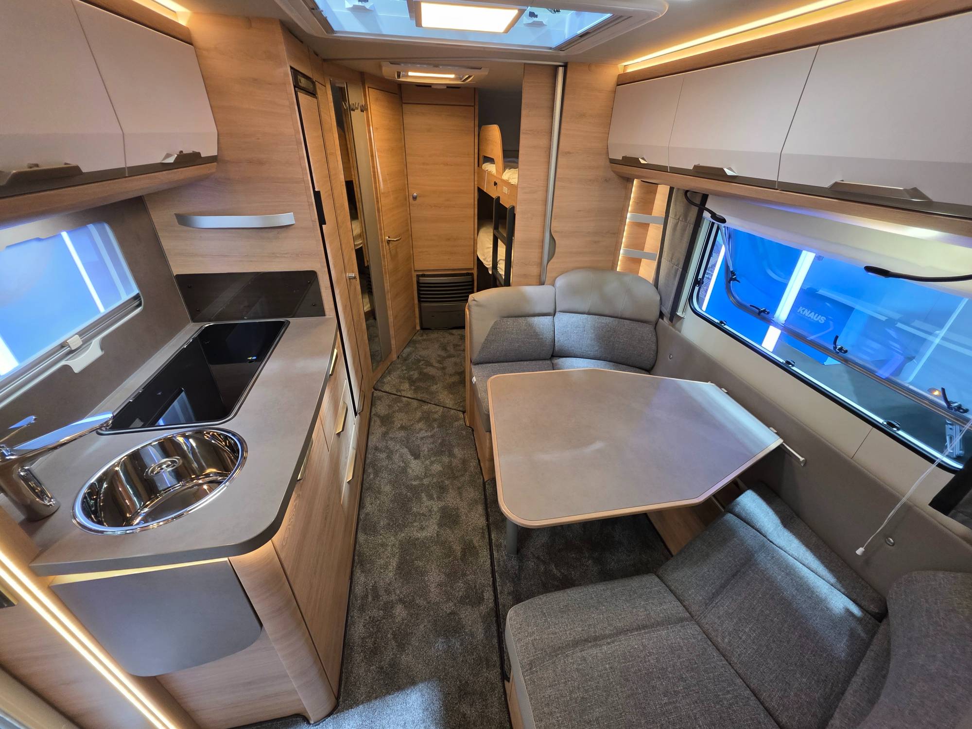 KNAUS SÜDWIND 580 QS BLACK SELECTION