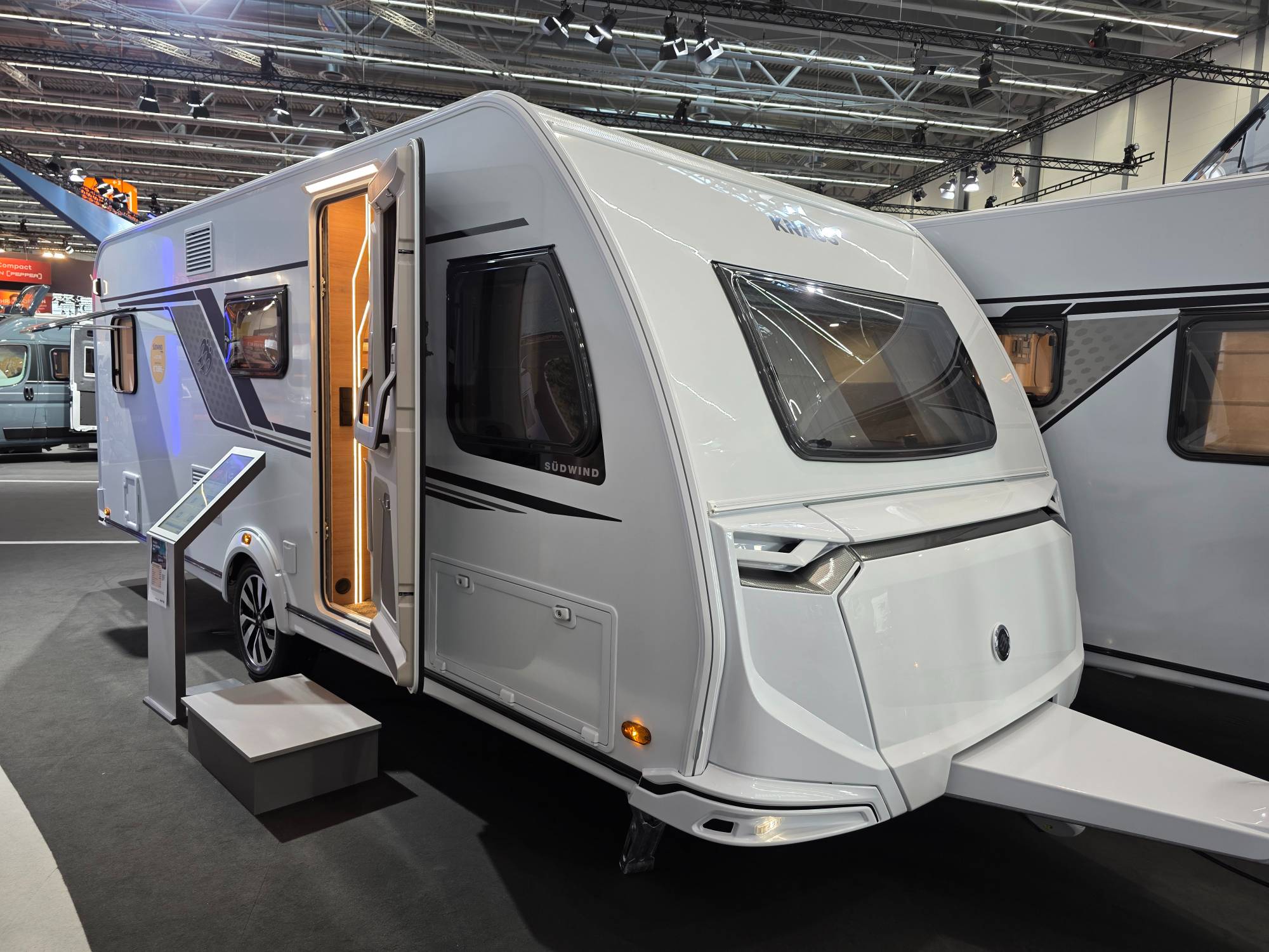 KNAUS SÜDWIND 580 QS BLACK SELECTION