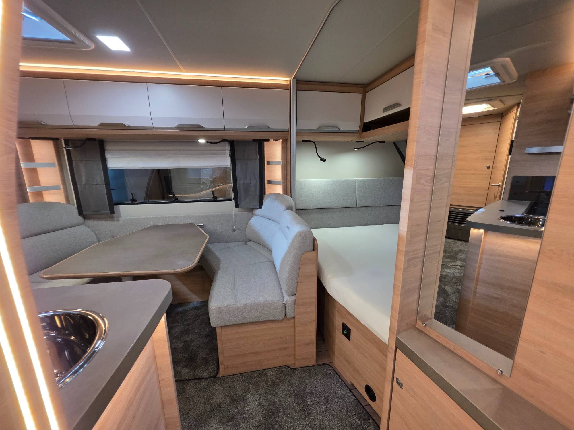 KNAUS SÜDWIND 580 QS BLACK SELECTION