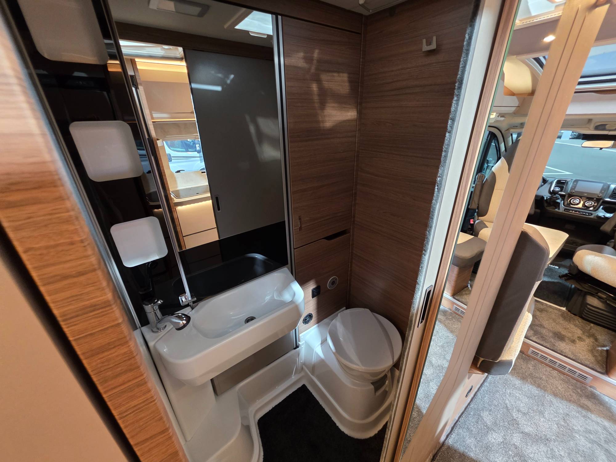 KNAUS VAN TI 650 MEG VANSATION