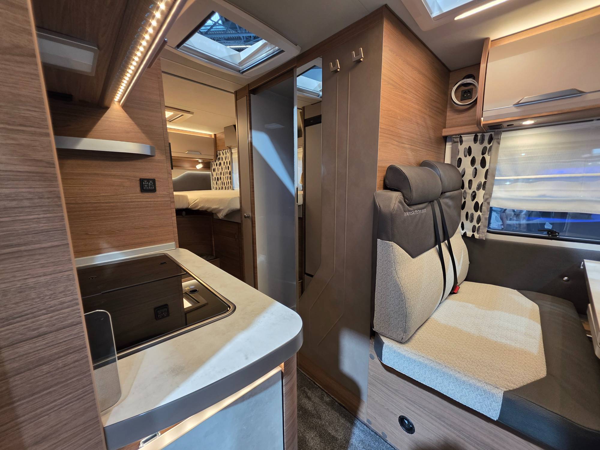 KNAUS VAN TI 650 MEG VANSATION