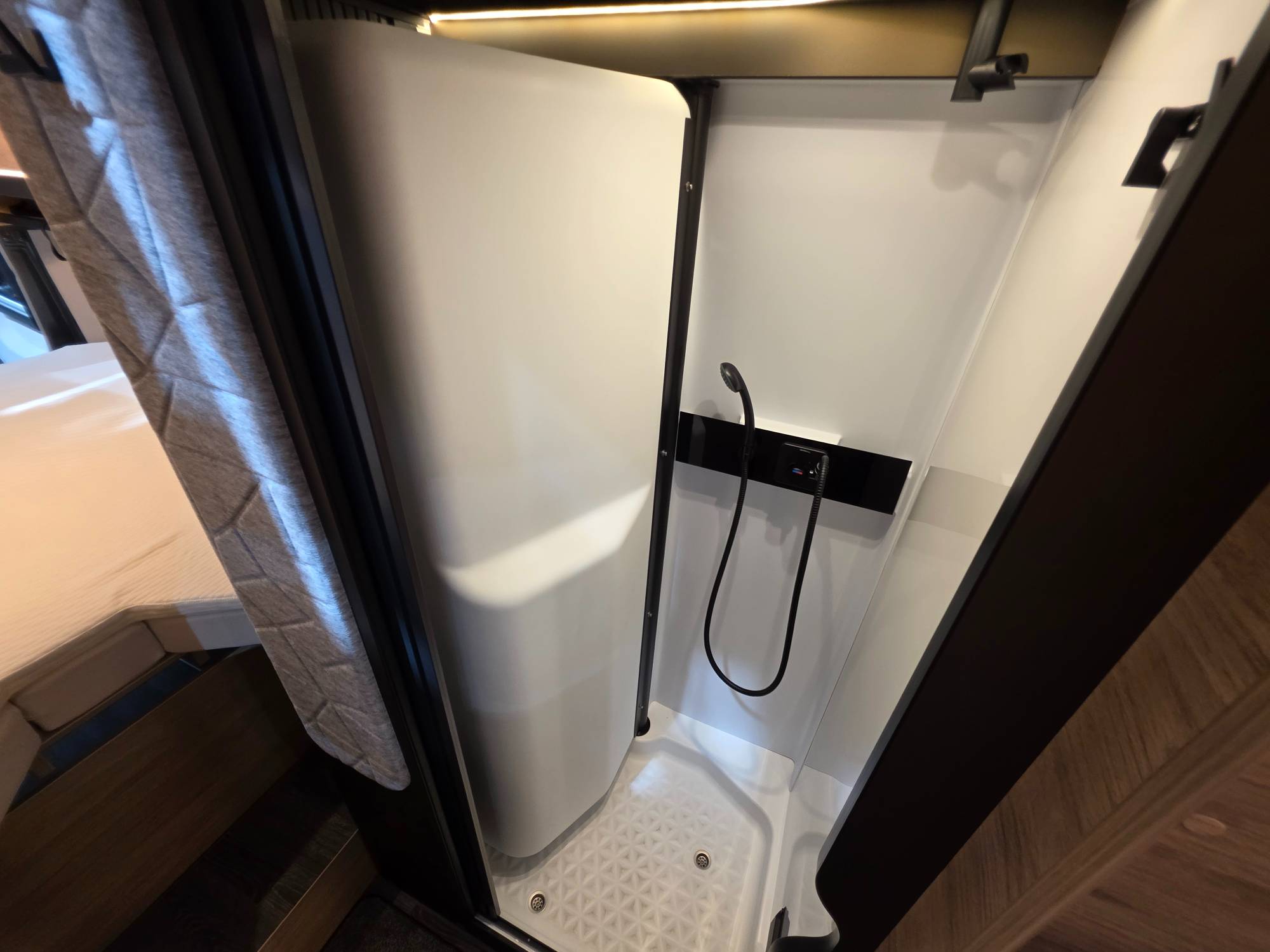 Weinsberg CaraBus 600 ME EDITION