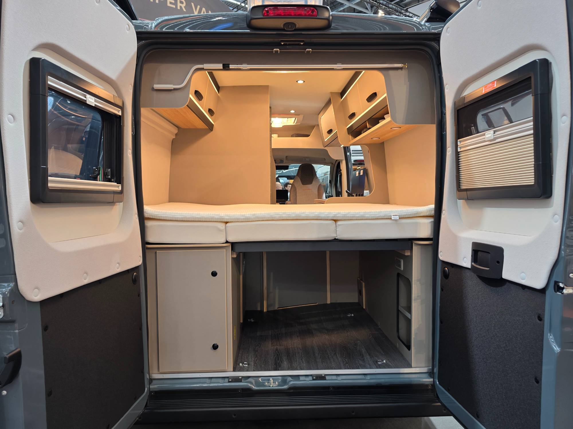 Weinsberg CaraBus GREY 540 MQ EDITION FIRE