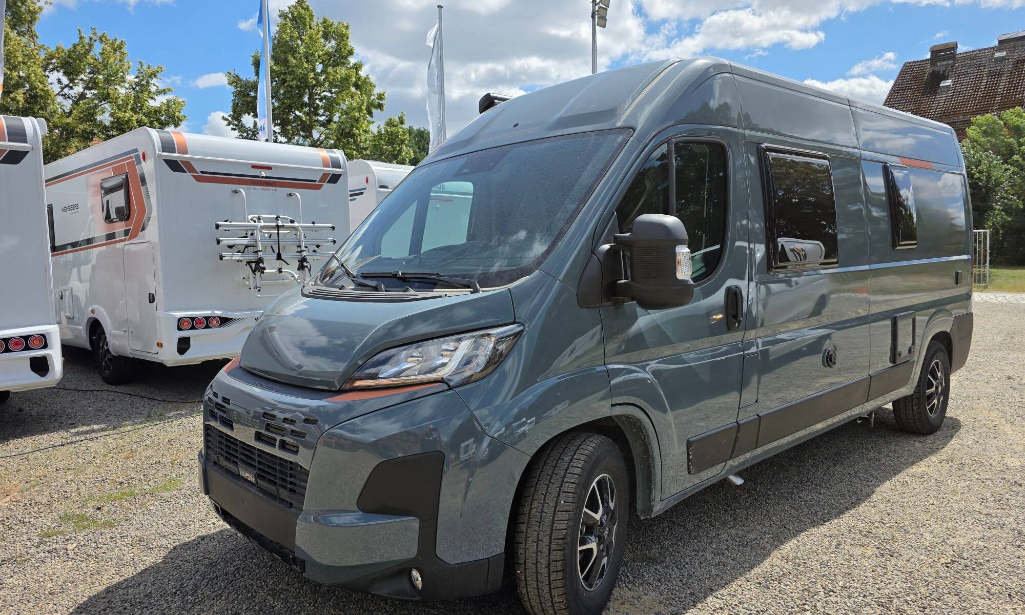Weinsberg CaraBus GREY 600 MQ EDITION FIRE