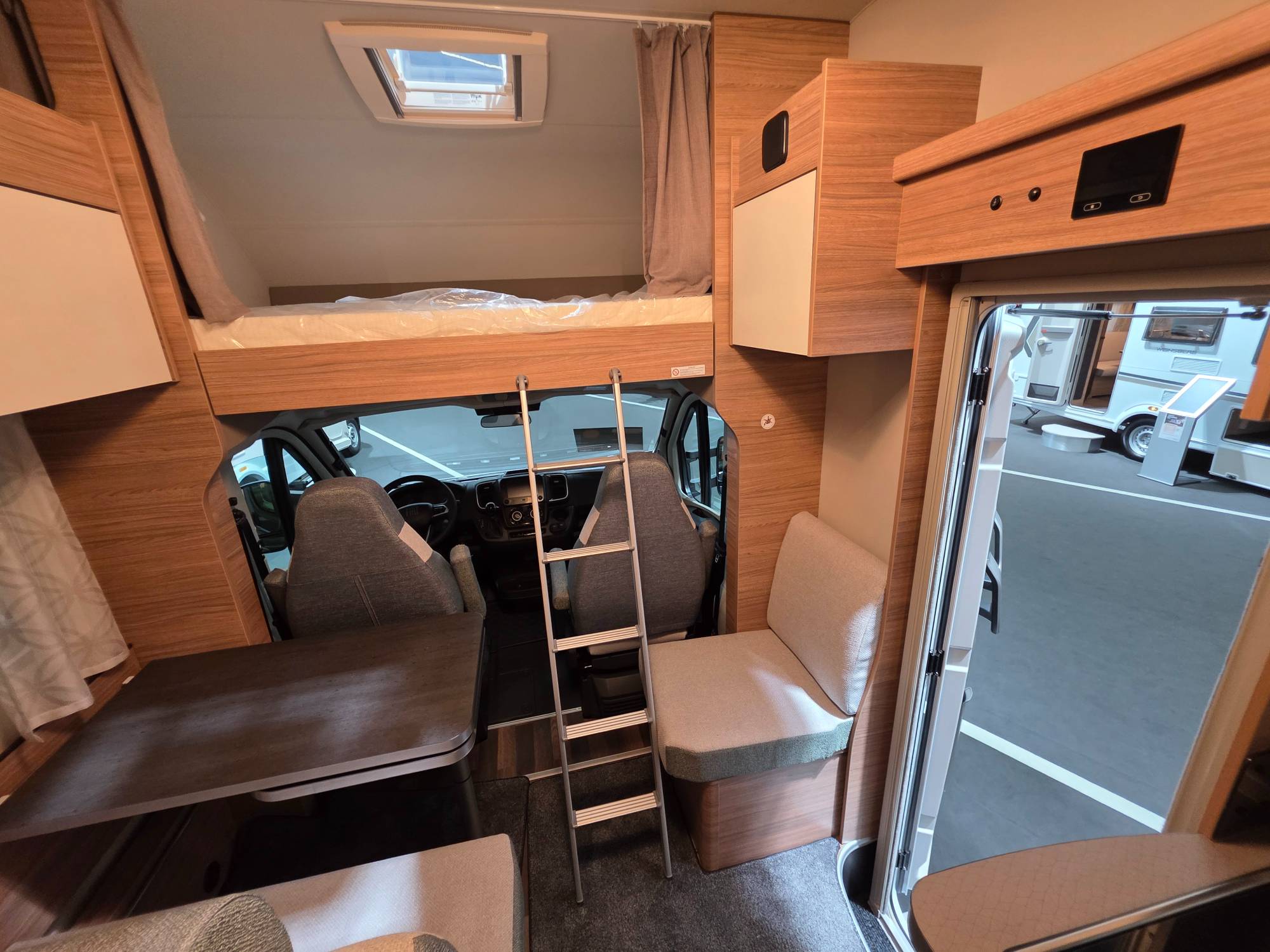 Weinsberg CaraHome 650 MEG
