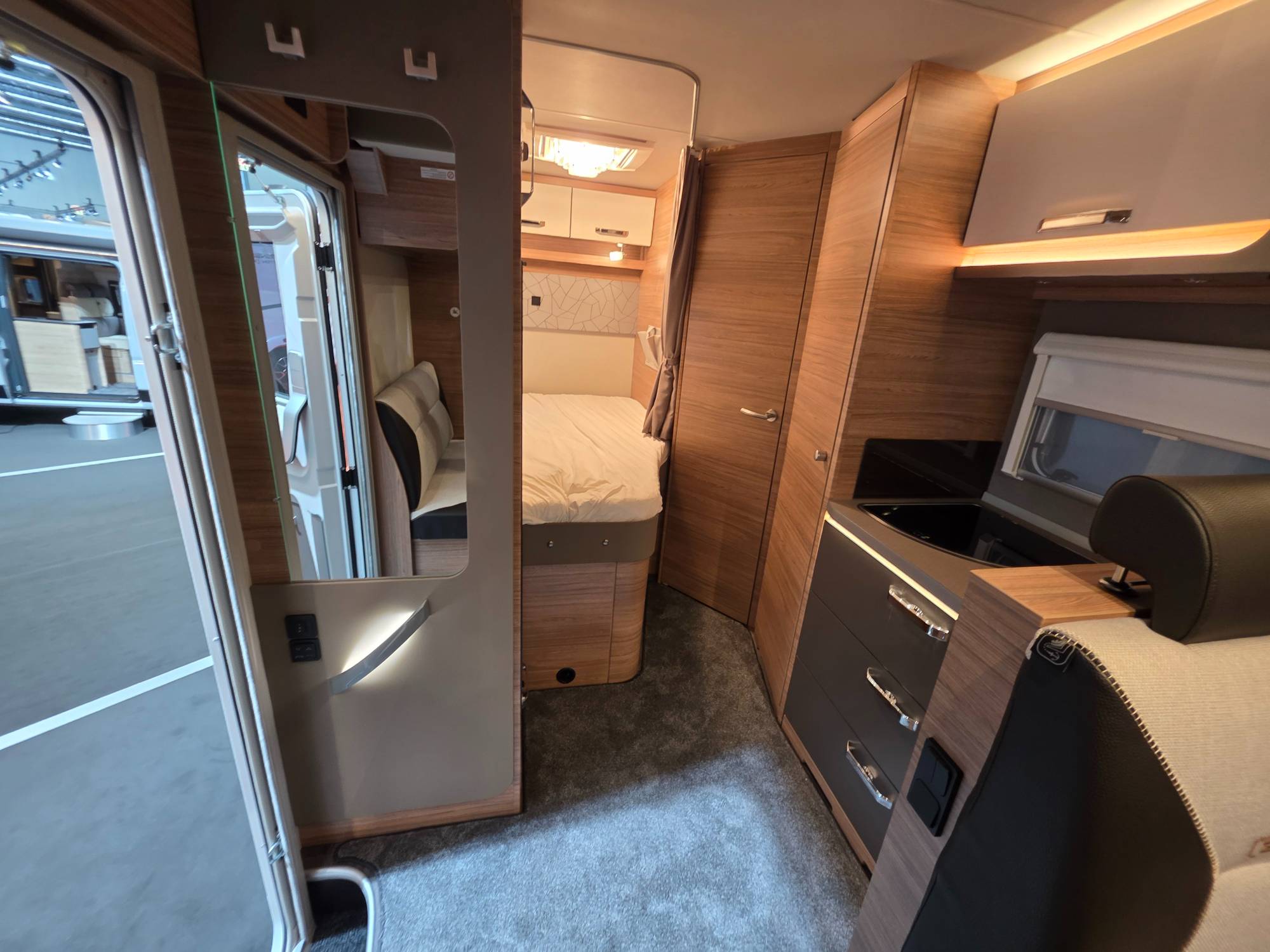 Weinsberg CaraSuite 650 MF EDITION SPICY