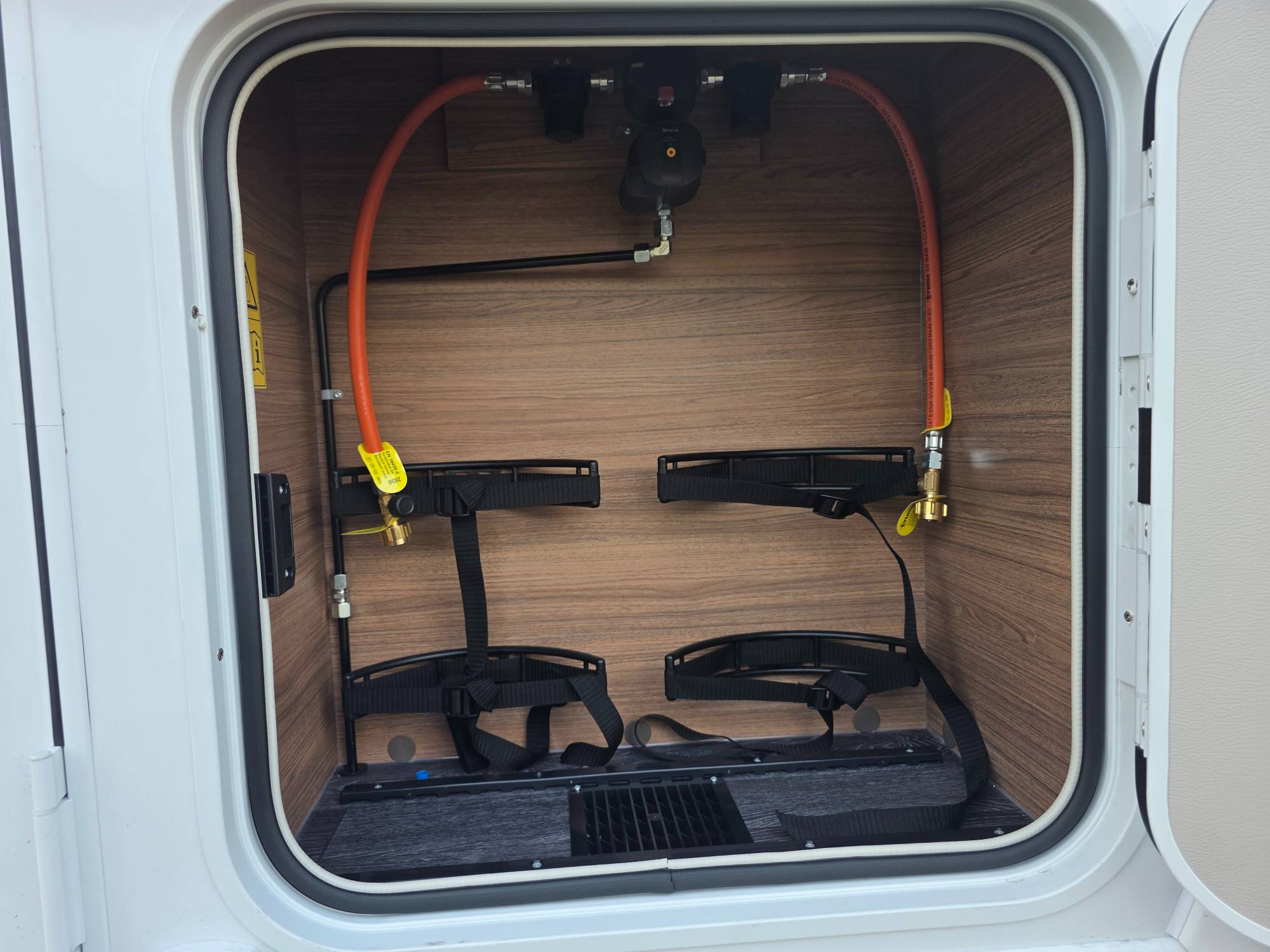 KNAUS VAN TI 650 MEG VANSATION