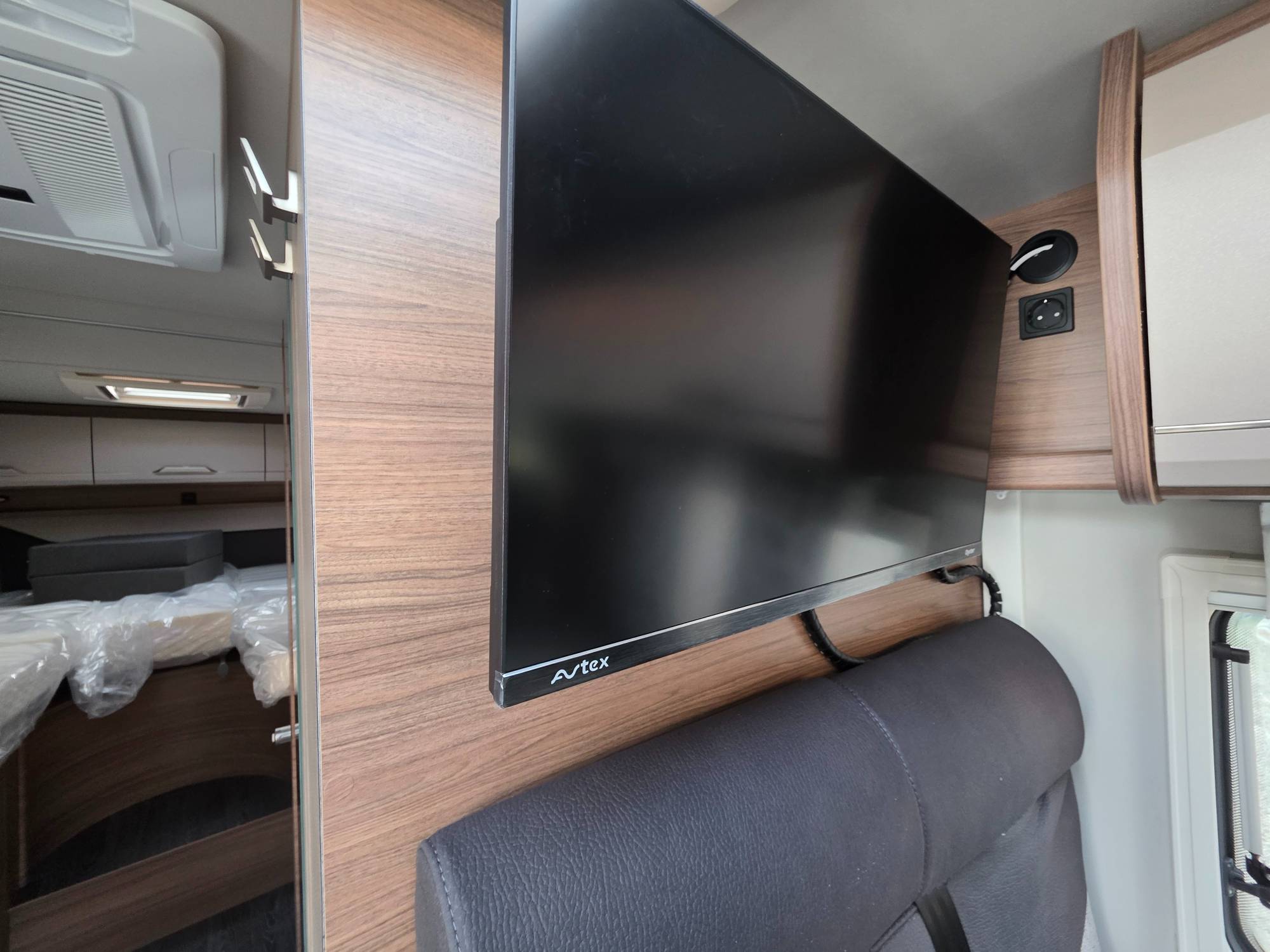 KNAUS VAN TI 650 MEG VANSATION